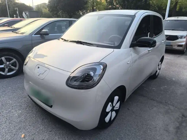 Фотография автомобиля — Wuling Hongguang Mini EV