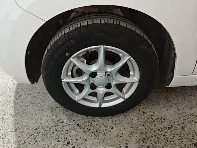 Roewe Clever — Фото автомобиля 22