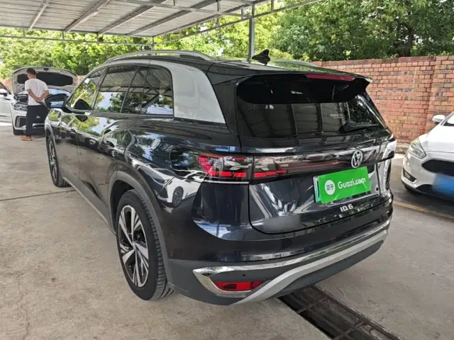 Volkswagen ID.6 Crozz — Фото автомобиля 4
