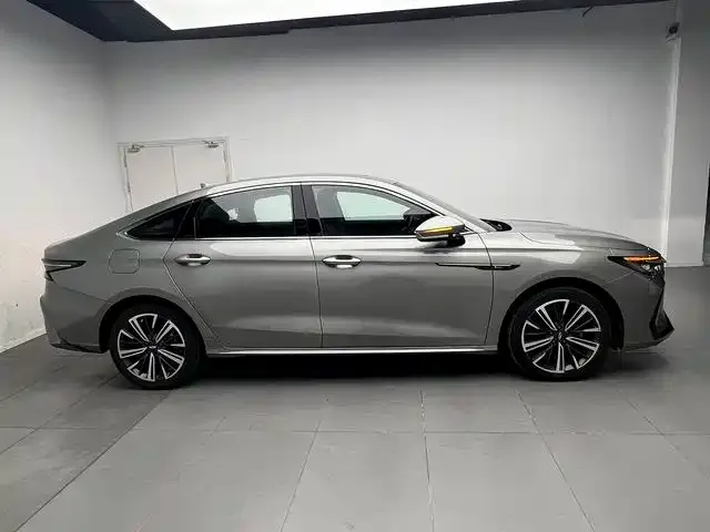 Chery Arrizo 8 — Фото автомобиля 7