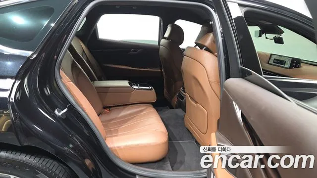 Genesis G80 Бензин 2.5 турбо 2WD — Фото автомобиля 12