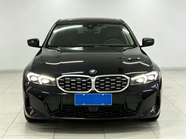 BMW 3 Series — Фото автомобиля 2