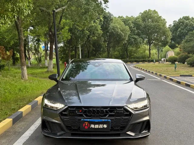 Audi A7 — Фото автомобиля 2