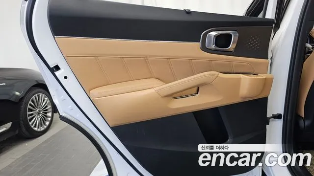 Kia Sorento Sorento 4-е поколение Бензин 2.5T 2WD — Фото автомобиля 6