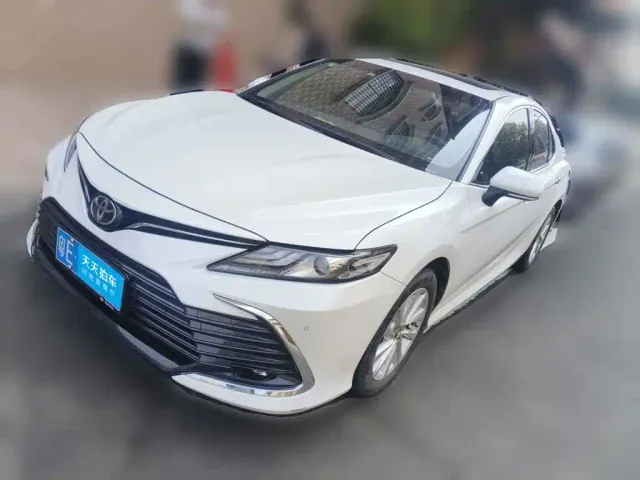 Фотография автомобиля — Toyota Camry