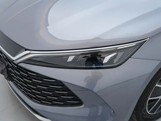 BYD Qin L — Фото автомобиля 20