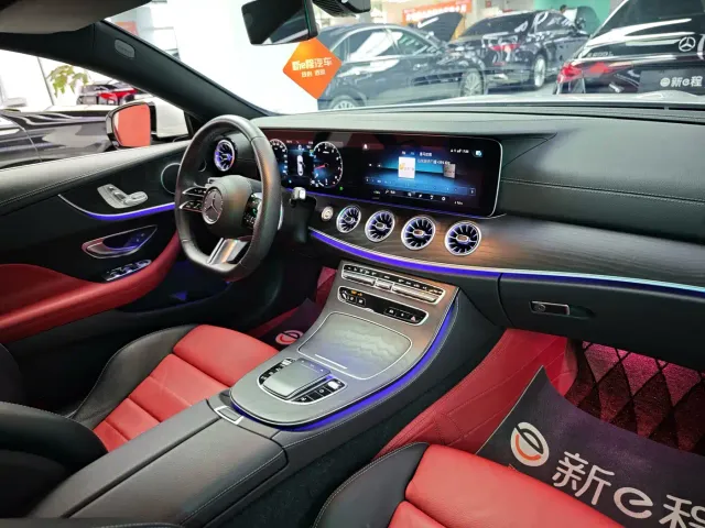 Mercedes-Benz E-Class — Фото автомобиля 8