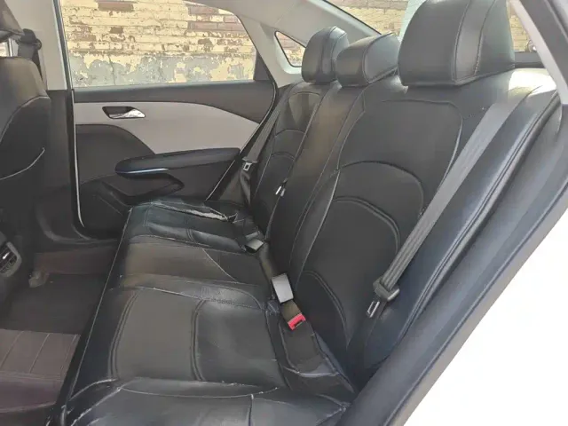 Chevrolet Monza — Фото автомобиля 18
