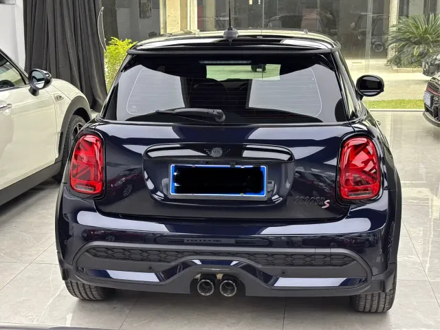 MINI Hatch — Фото автомобиля 9