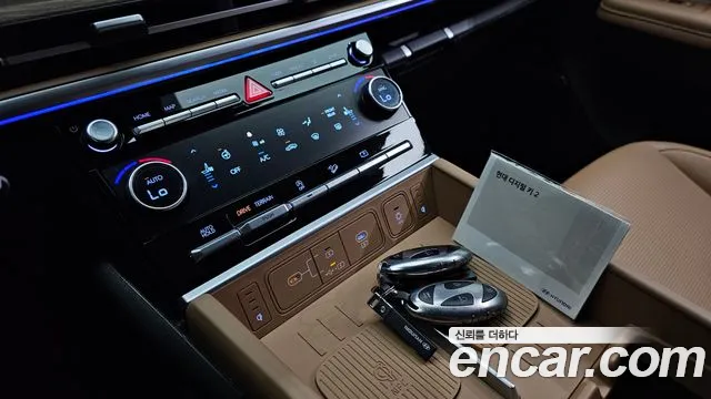 Hyundai Santafe Santa Fe (MX5) Бензин 2.5T 4WD — Фото автомобиля 19