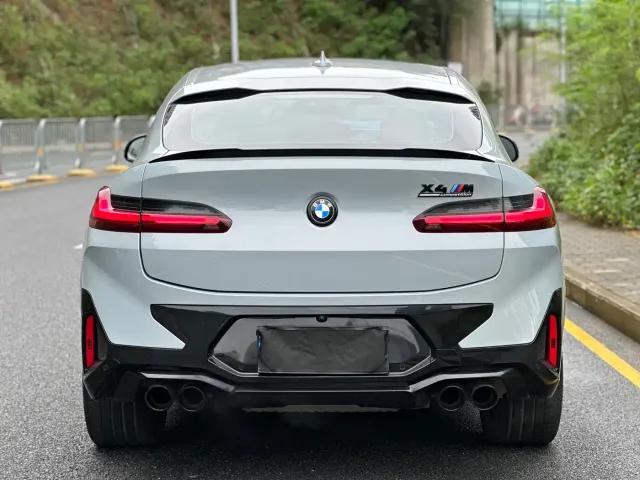BMW X4 M — Фото автомобиля 11