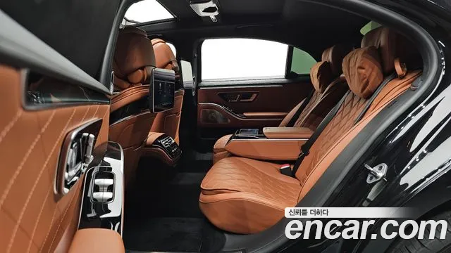 Mercedes-Benz S-Class — Фото автомобиля 6