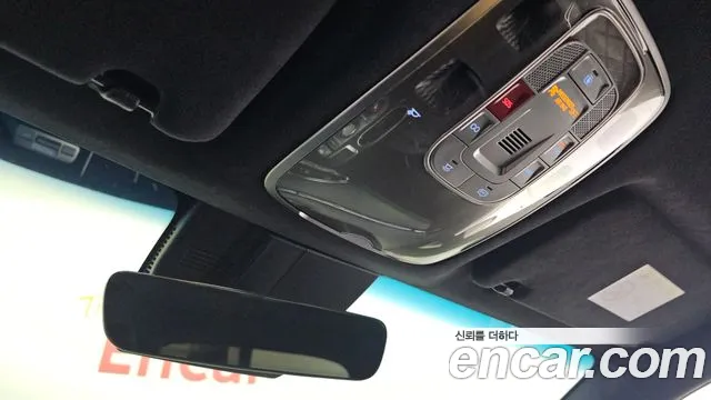 Genesis GV70 2.5T Бензин 2WD — Фото автомобиля 18