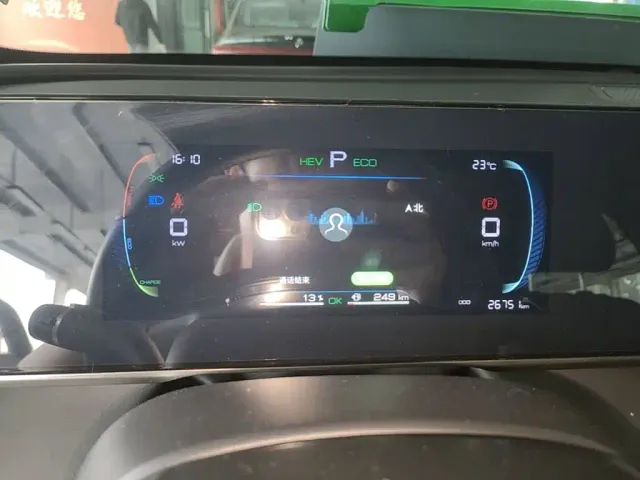 BYD Qin L — Фото автомобиля 11