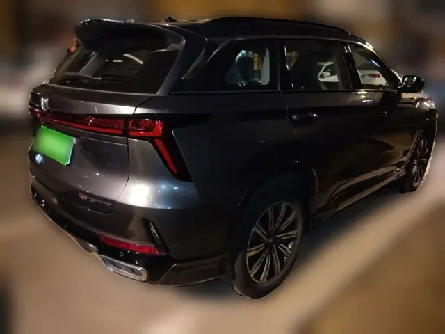 Changan CS75 Plus — Фото автомобиля 8