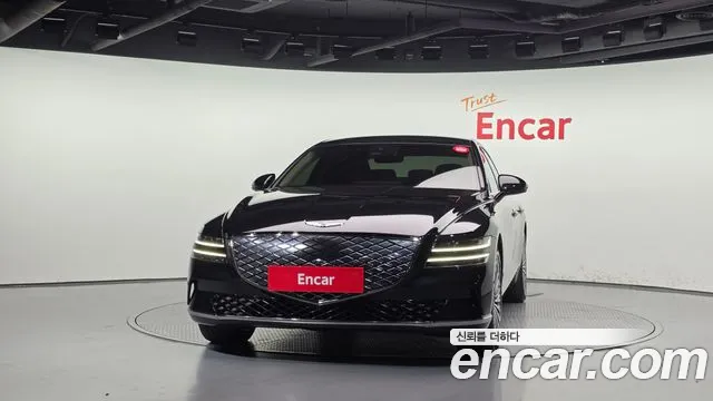 Genesis G80 RG3 — Фото автомобиля 3