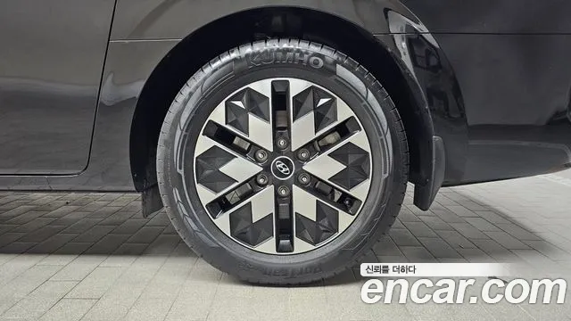 Hyundai Staria — Фото автомобиля 16