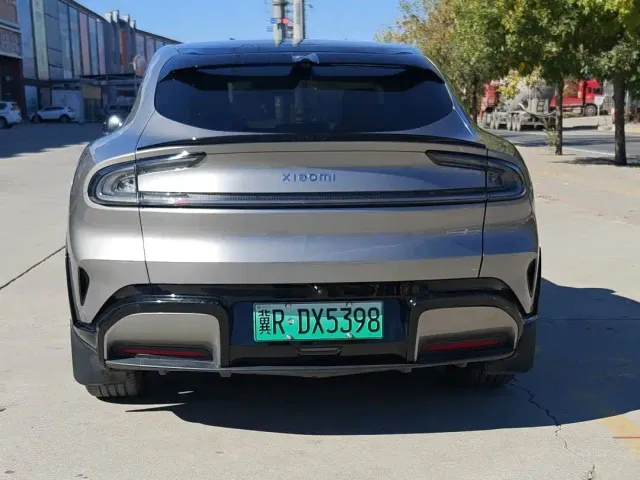 Xiaomi YU7 — Фото автомобиля 4