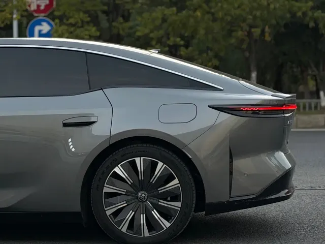 Toyota BoZhi 7 — Фото автомобиля 6