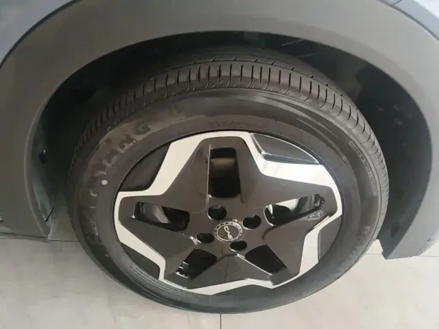 BYD Dolphin — Фото автомобиля 11