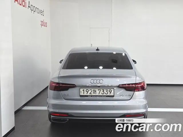 Audi A4 — Фото автомобиля 4