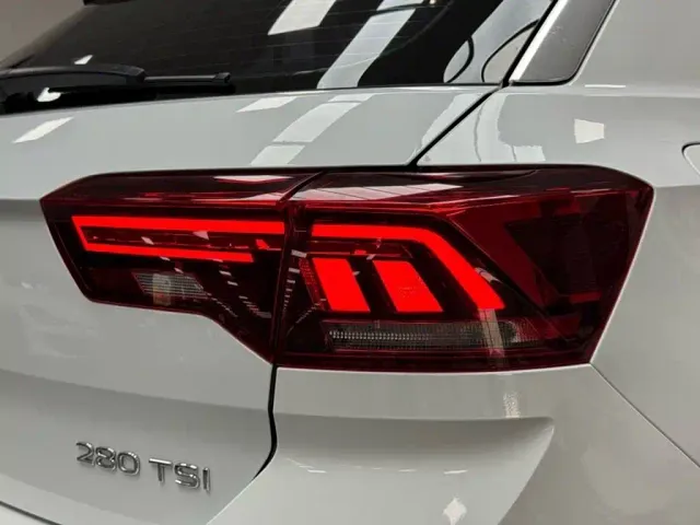Volkswagen T-Roc — Фото автомобиля 20
