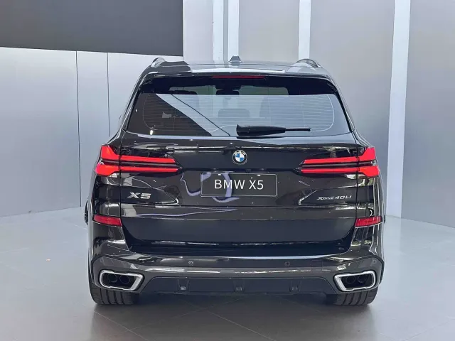 BMW X5 — Фото автомобиля 3