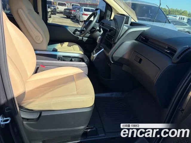 Hyundai Staria — Фото автомобиля 14