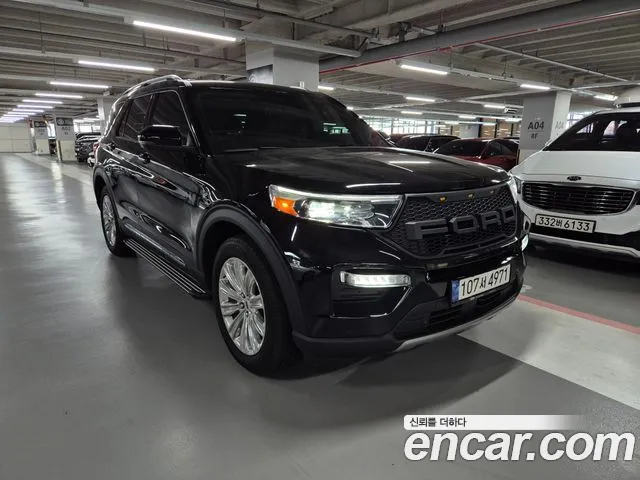 Фотография автомобиля — Ford Explorer 6th Gen