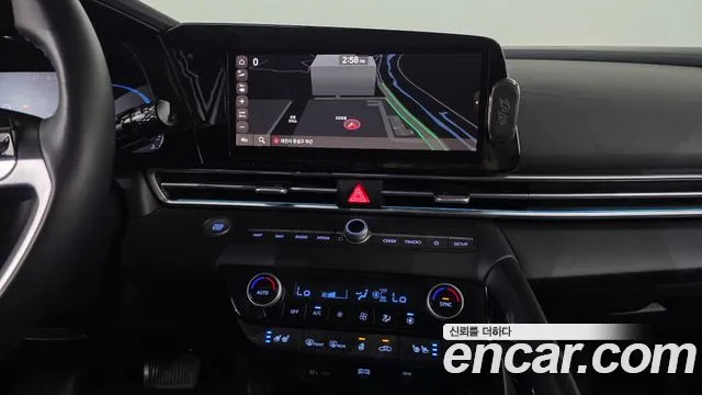 Hyundai Avante CN7 — Фото автомобиля 16