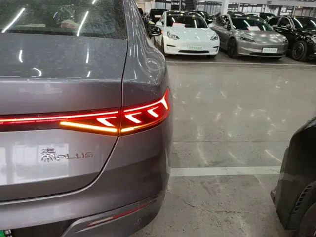 BYD Qin PLUS — Фото автомобиля 7