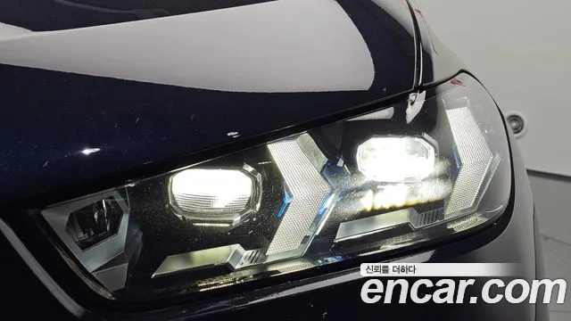 BMW X6 xDrive40i M Sport — Фото автомобиля 17