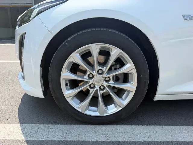 Cadillac CT5 — Фото автомобиля 14