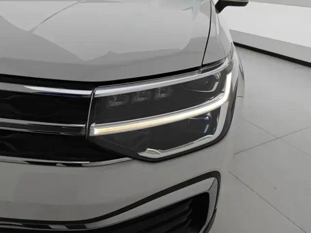 Volkswagen Tharu — Фото автомобиля 5