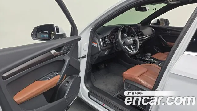 Audi Q5 FY — Фото автомобиля 11