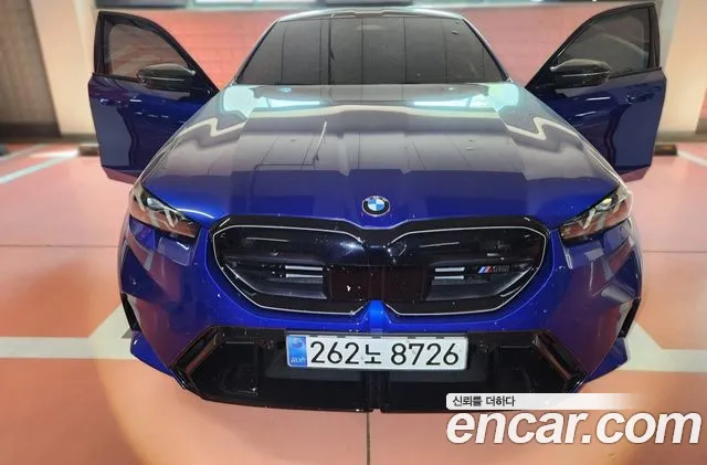 Фотография автомобиля — BMW M5 M5 (G90)