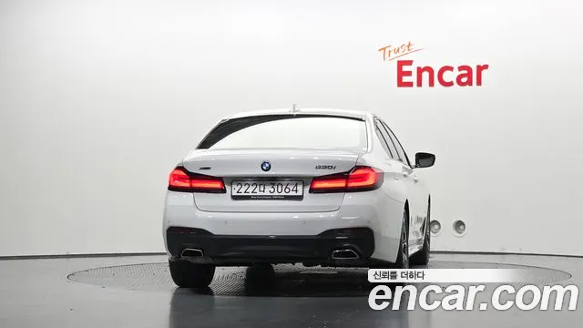 BMW 5 Series G30 — Фото автомобиля 4