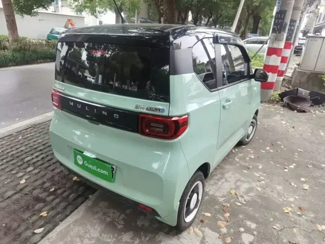 Wuling Hongguang Mini EV — Фото автомобиля 6