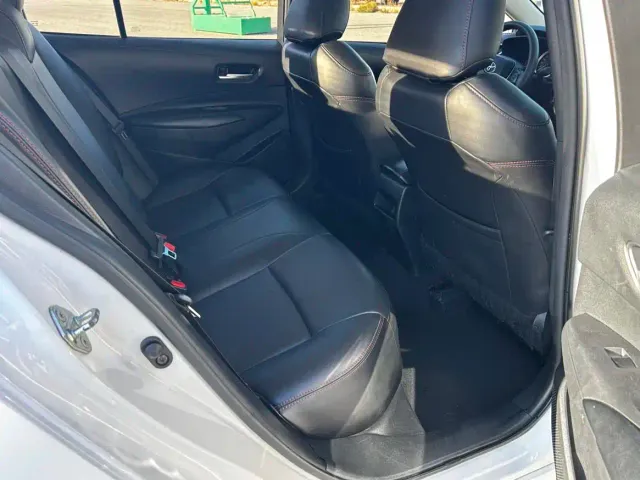 Toyota Corolla — Фото автомобиля 11