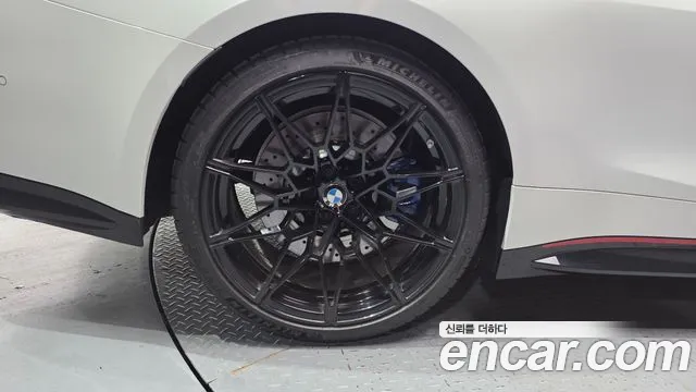 BMW M4 — Фото автомобиля 5