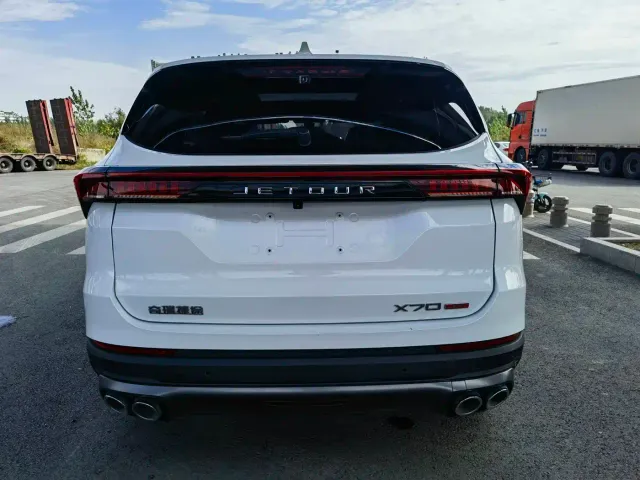 Jetour X70 Plus — Фото автомобиля 5
