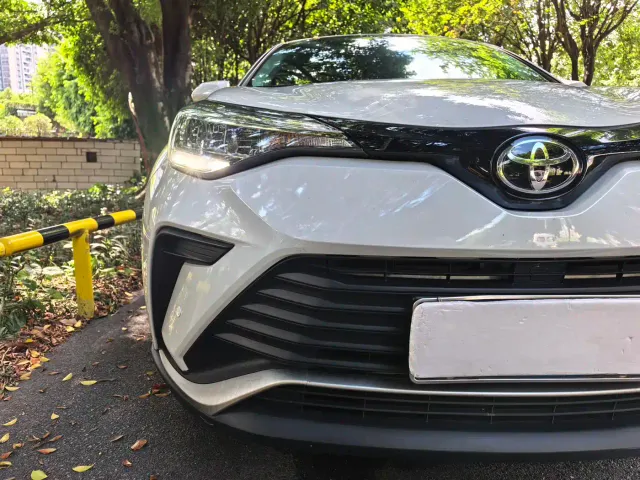 Toyota IZOA — Фото автомобиля 6