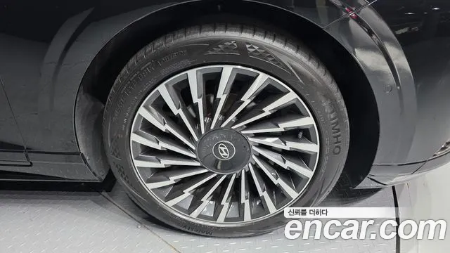 Hyundai Grandeur — Фото автомобиля 18