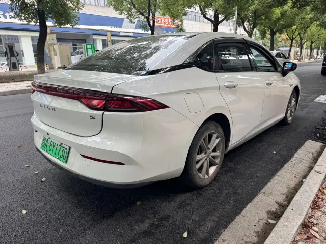 GAC Aion S — Фото автомобиля 10