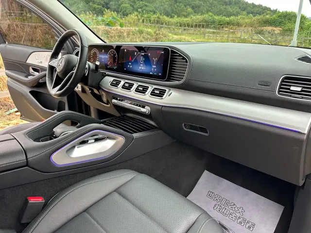 Mercedes-Benz GLE-Class — Фото автомобиля 10