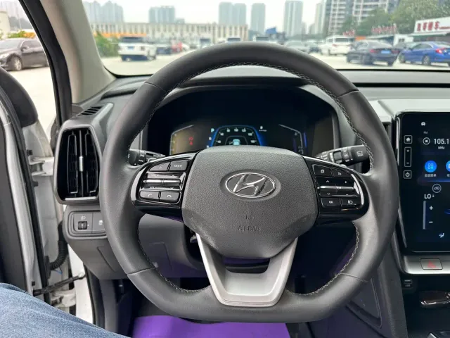 Hyundai ix35 — Фото автомобиля 12