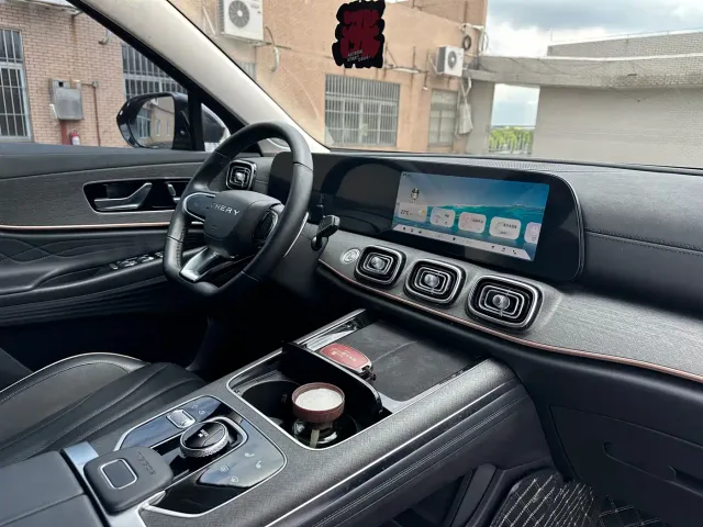 Chery Tiggo 9 — Фото автомобиля 12