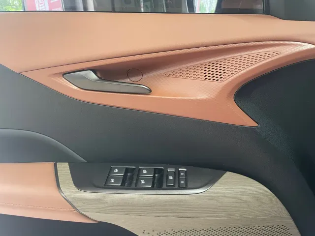 Changan Qiyuan A05 — Фото автомобиля 20