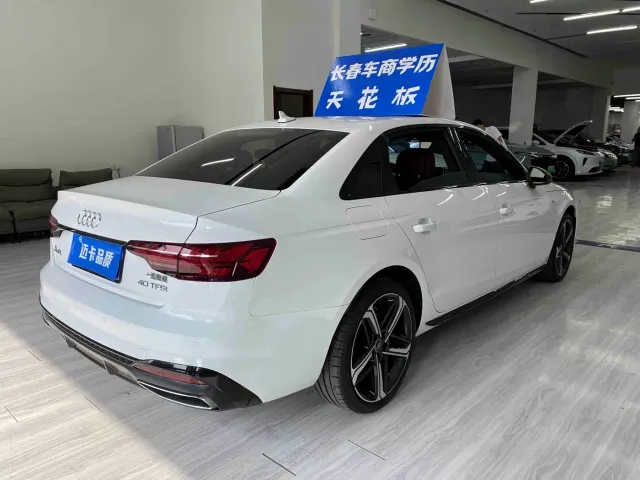 Audi A4L — Фото автомобиля 5