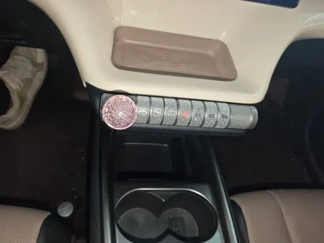 BYD Dolphin — Фото автомобиля 13